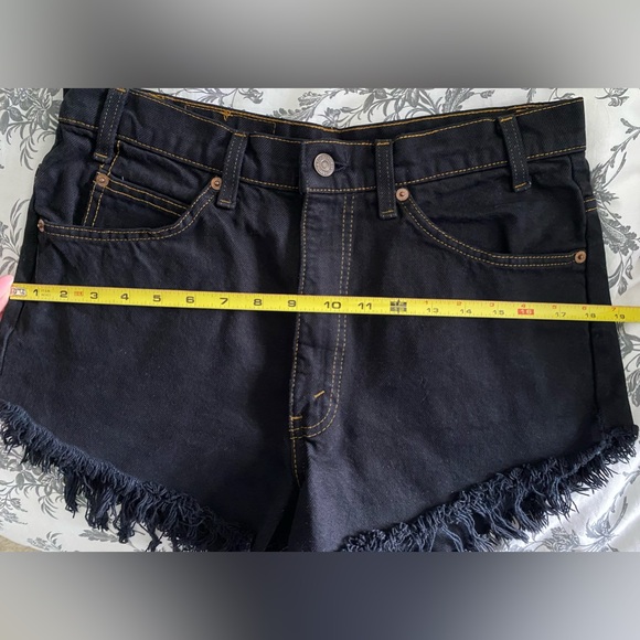 Black Levi’s High-Rise Festival Short Orange Tab - Picture 6 of 6